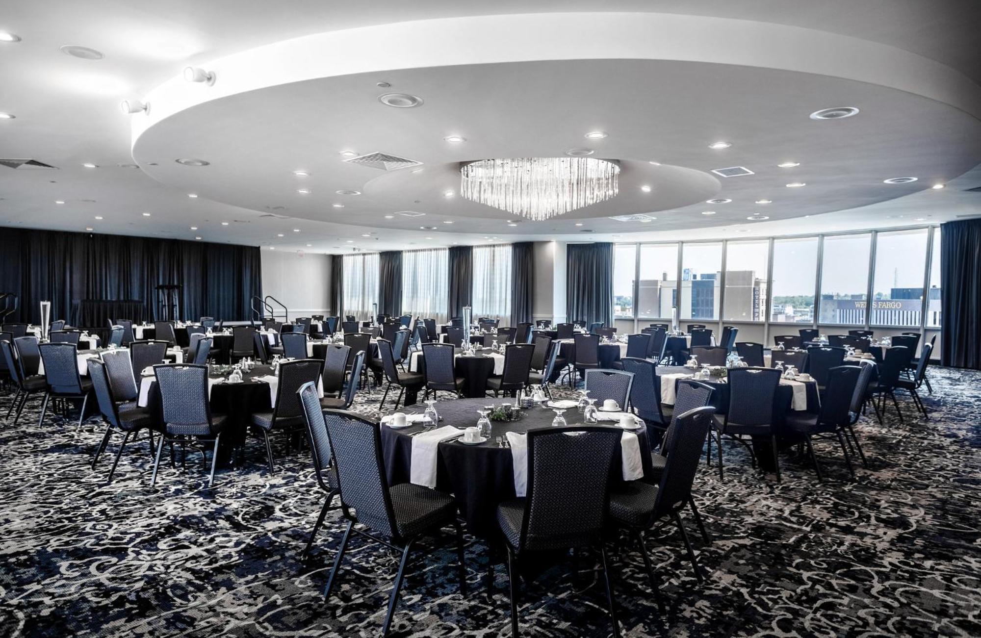 Holiday Inn Sioux Falls-City Center By Ihg Exterior foto